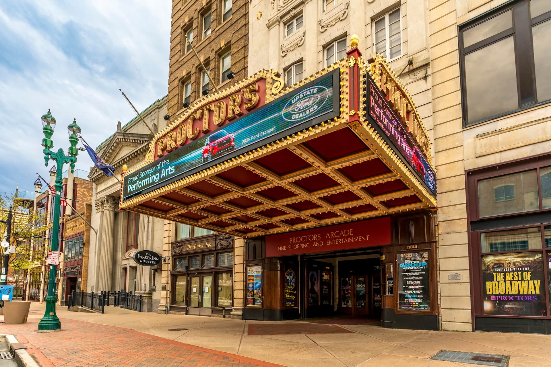 proctors theatre